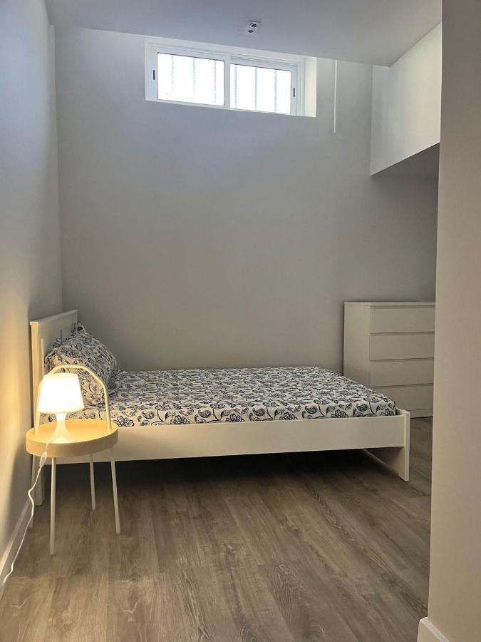 Zena Park Apartment โอดิเวลัส ภายนอก รูปภาพ